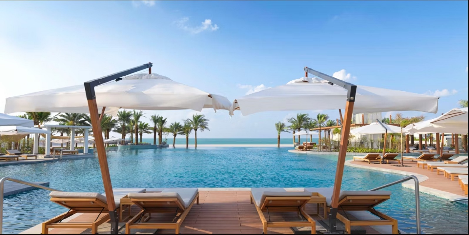 InterContinental Ras AL Khaimah Mina Al Arab Resort & Spa bazen.jpg