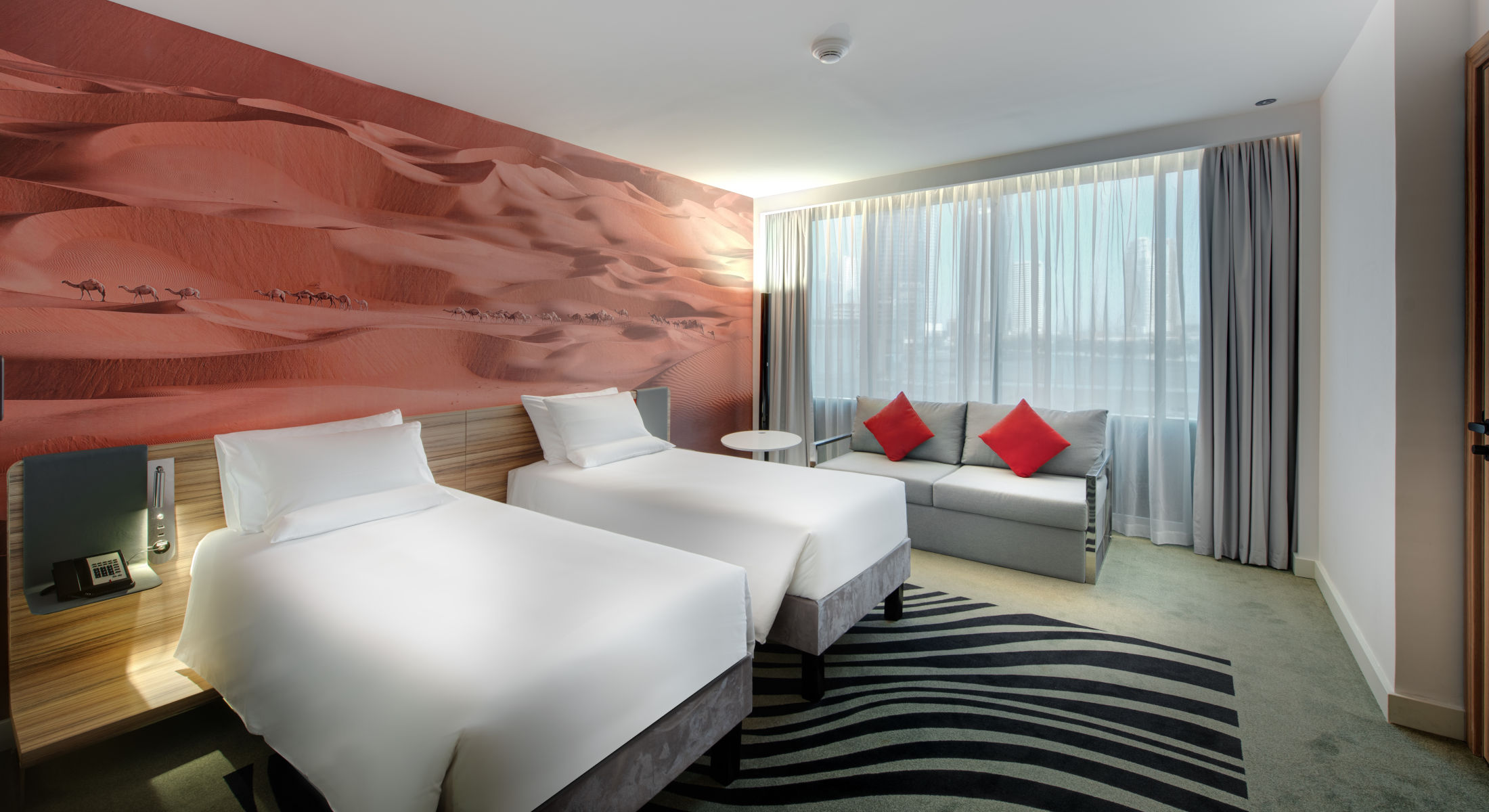 Novotel Sharjah Expo Center-Superior porodicna soba.jpg