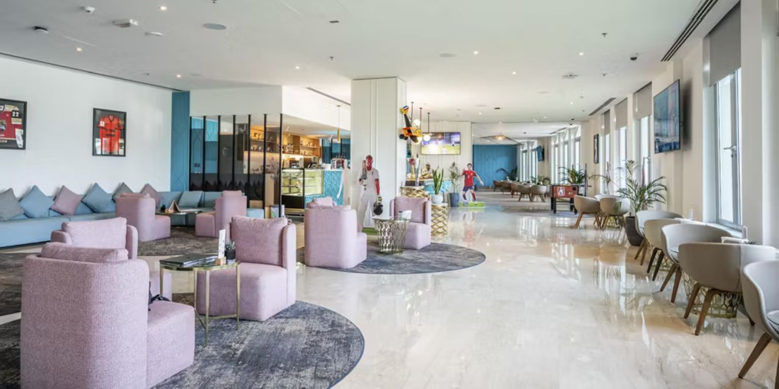 Occidental Sharjah Grand-Lobby.jpg
