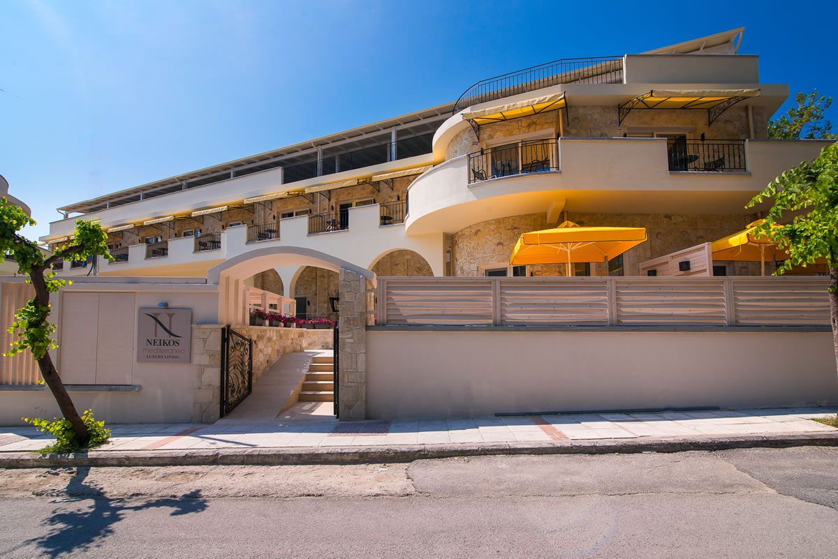 Neikos Mediterraneo hotel.jpg