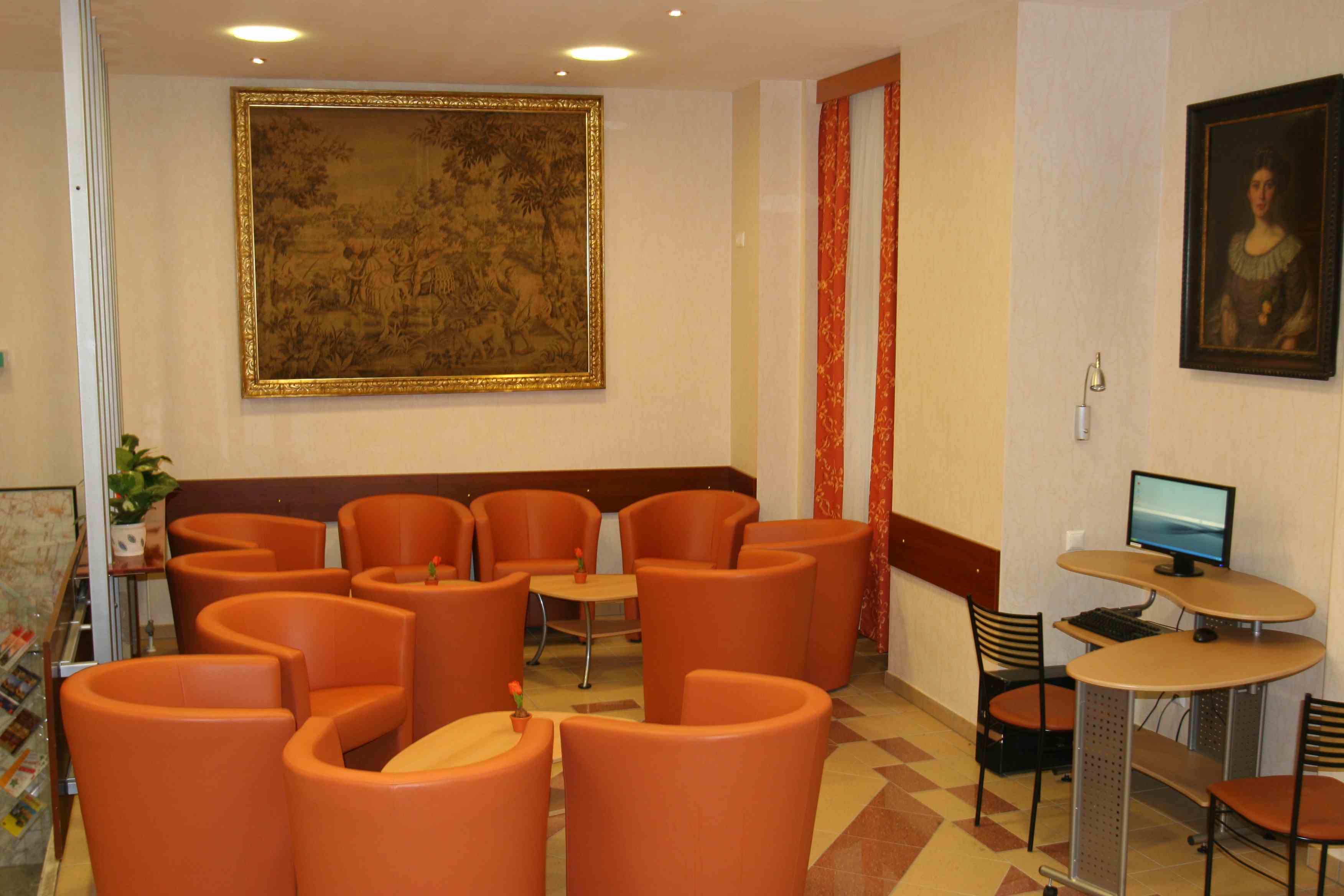 Terminus Vienna Hotel-Lobby.jpg