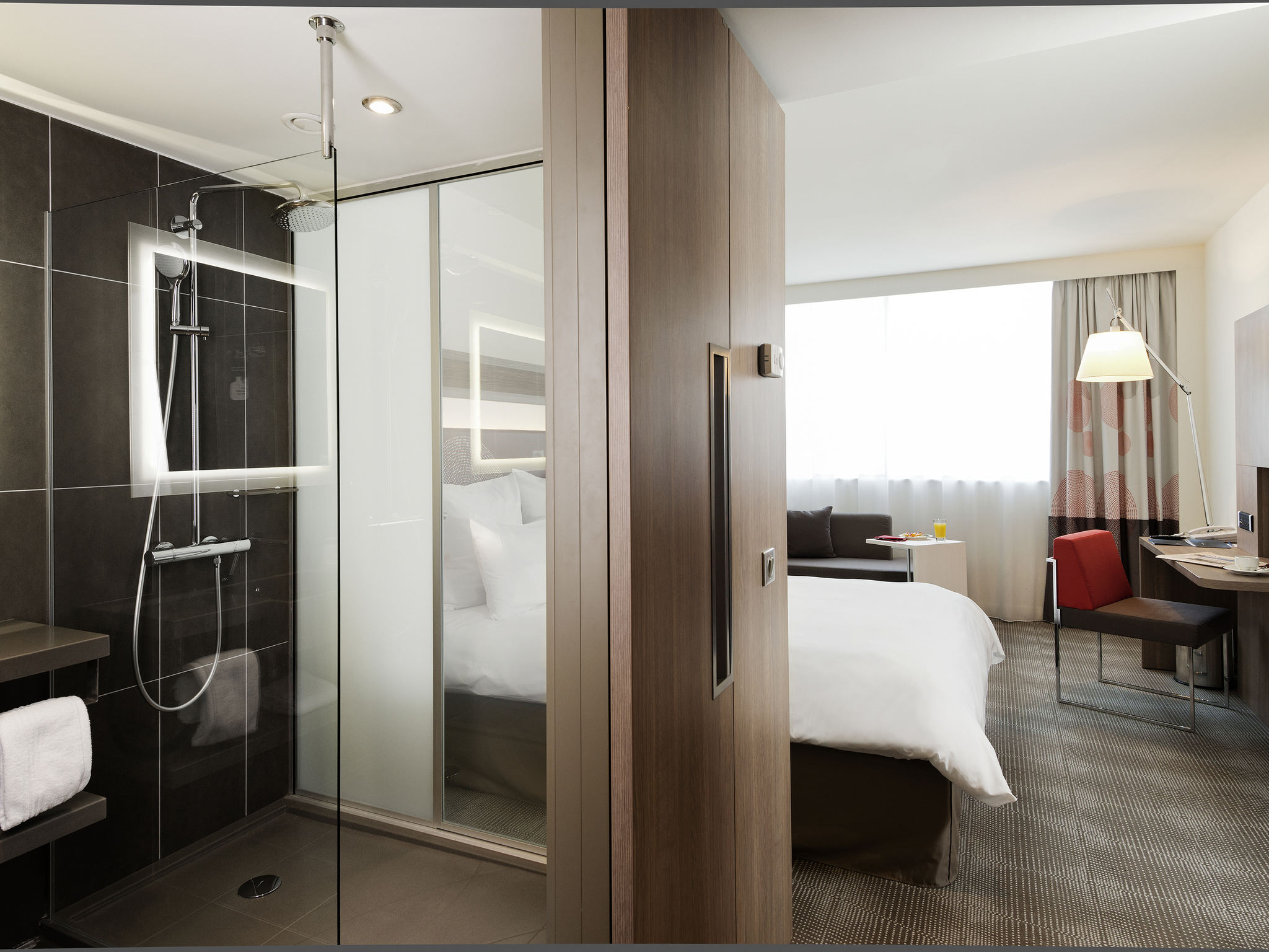Novotel Sofia-Standardna soba.jpg