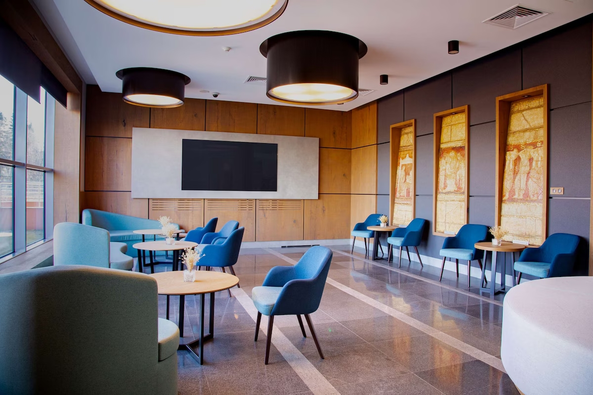 Metropolitan Hotel Sofia-Lobby.jpg
