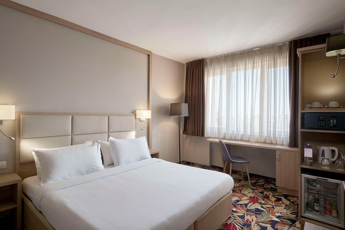 Imperial Plovdiv Hotel-Standardna soba.jpg