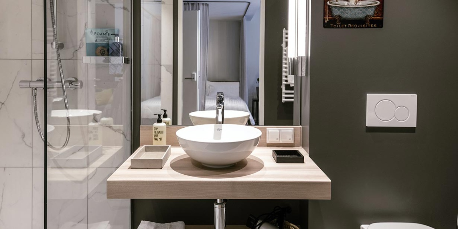 Adina Serviced Apartments Vienna kupatilo.jpg