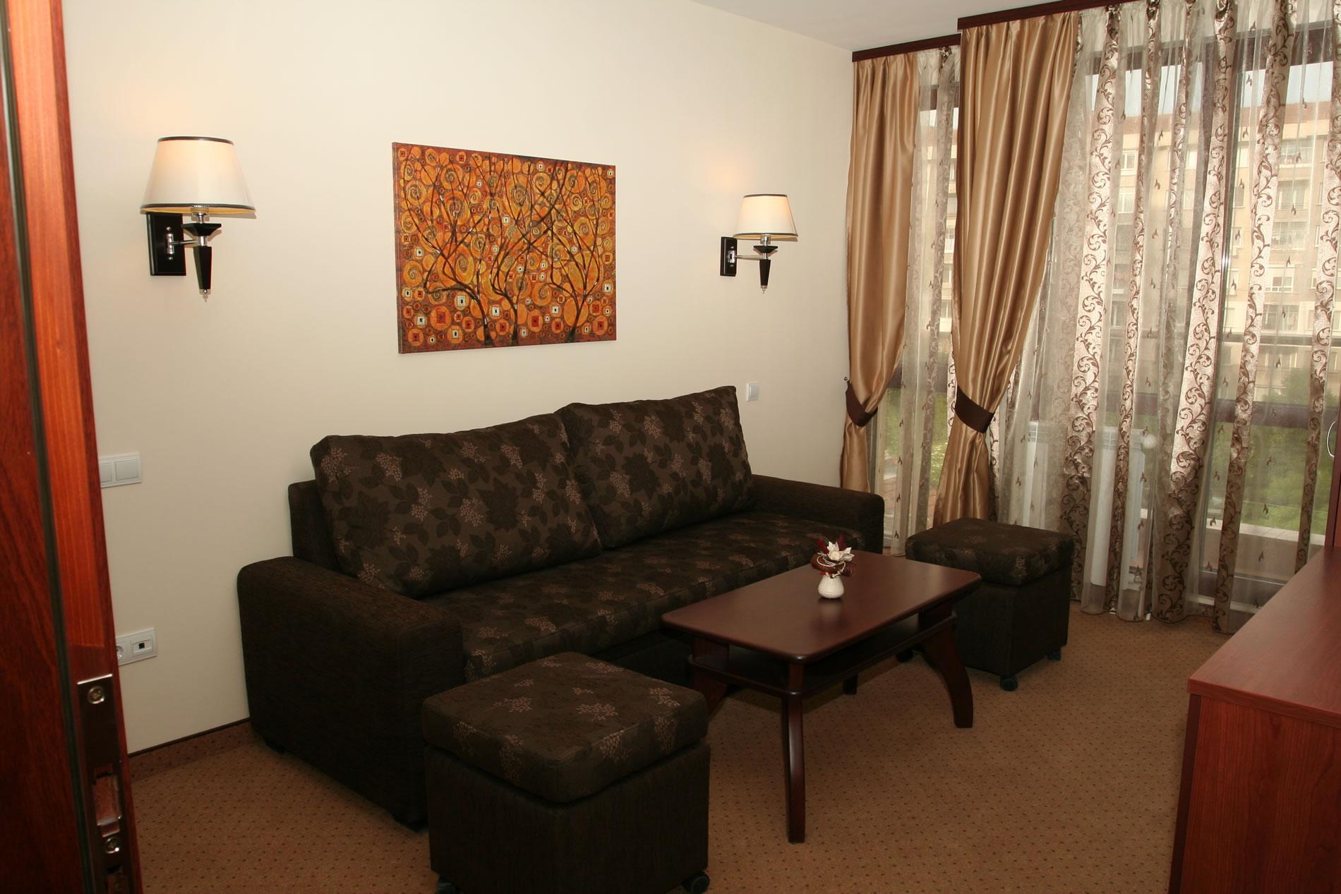 Favorit Hotel-Comfort suite.jpg