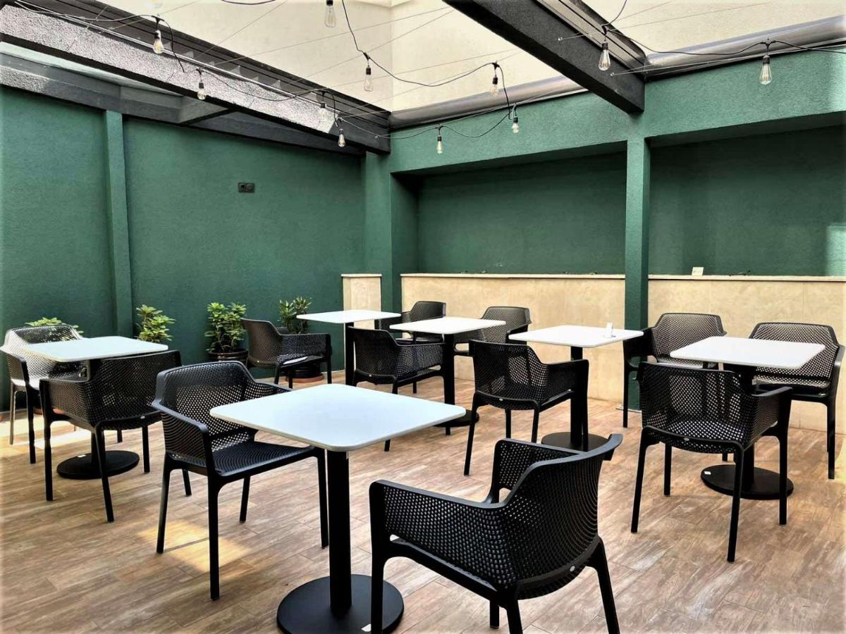 Hotel St George-Terasa restorana.jpg