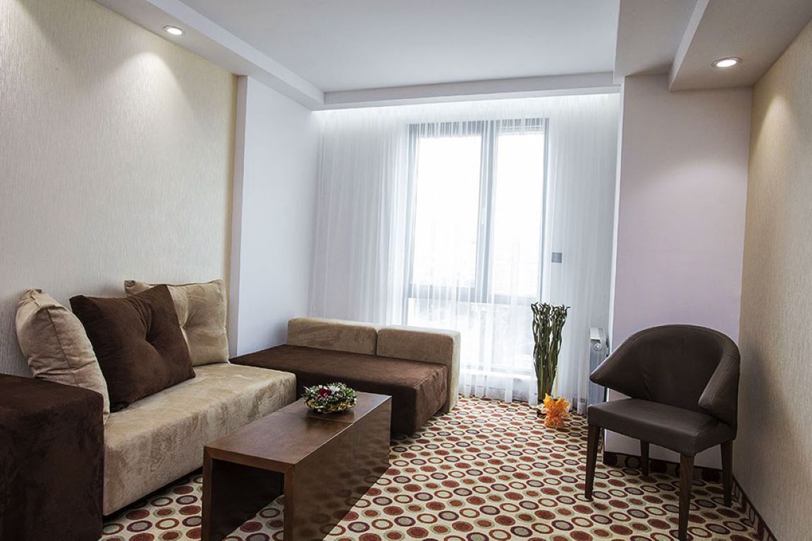 Central Hotel Sofia-Apartman.jpg