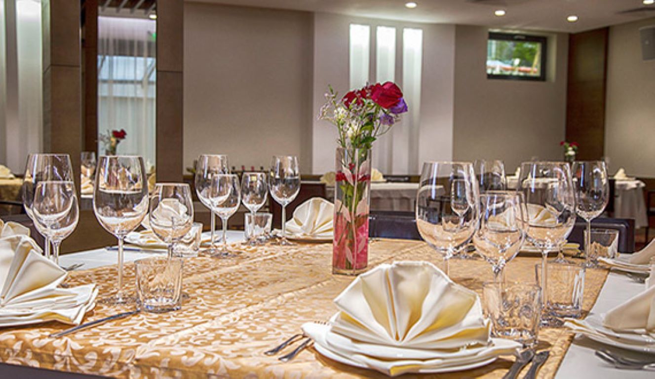 Central Hotel Sofia-Restoran.jpg