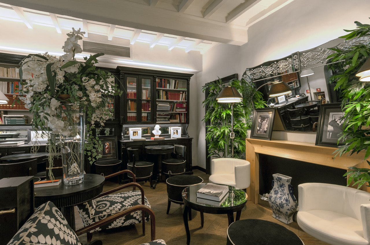 Cellai Boutique Hotel bar.jpg