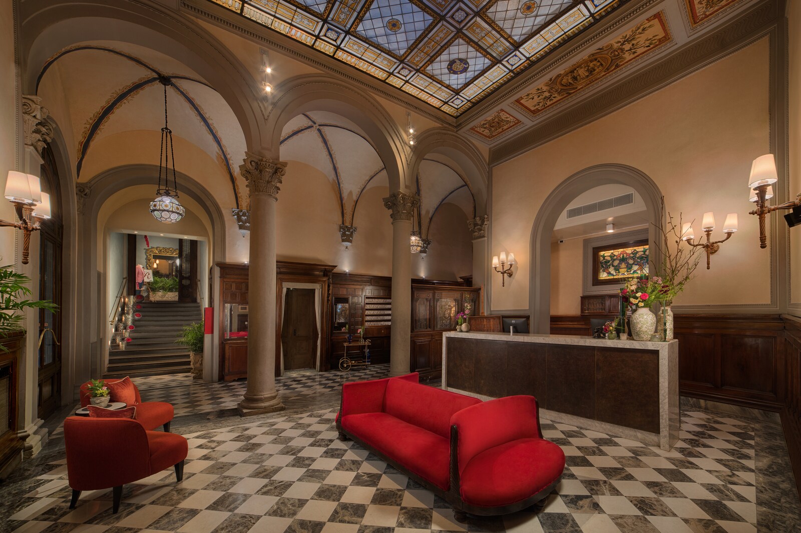 NH Collection Firenze Porta Rossa recepcija.jpg