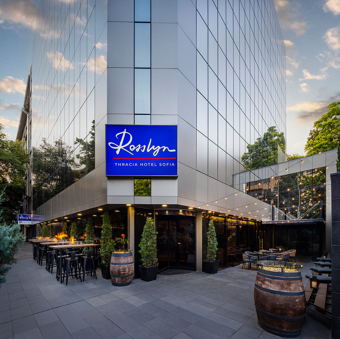 Hotel Rosslyn Thracia-Ulaz u hotel.jpg