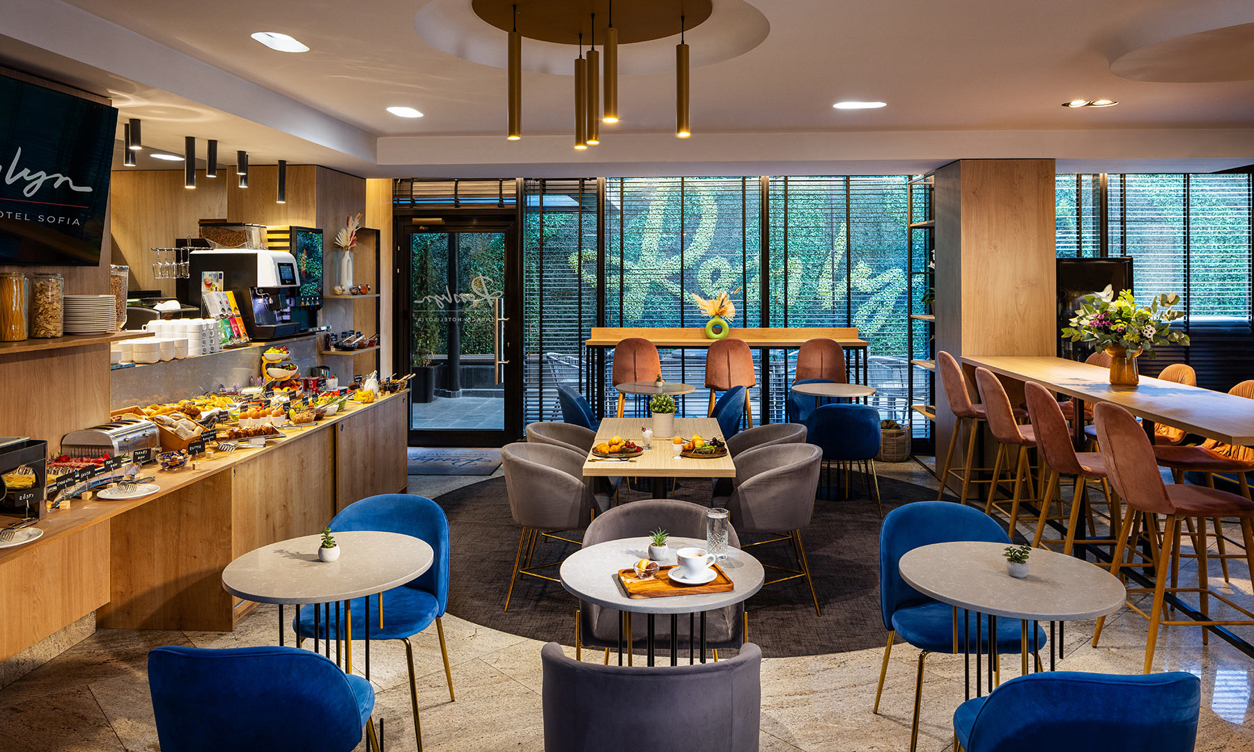 Rosslyn Thracia Hotel-Restoran.jpg
