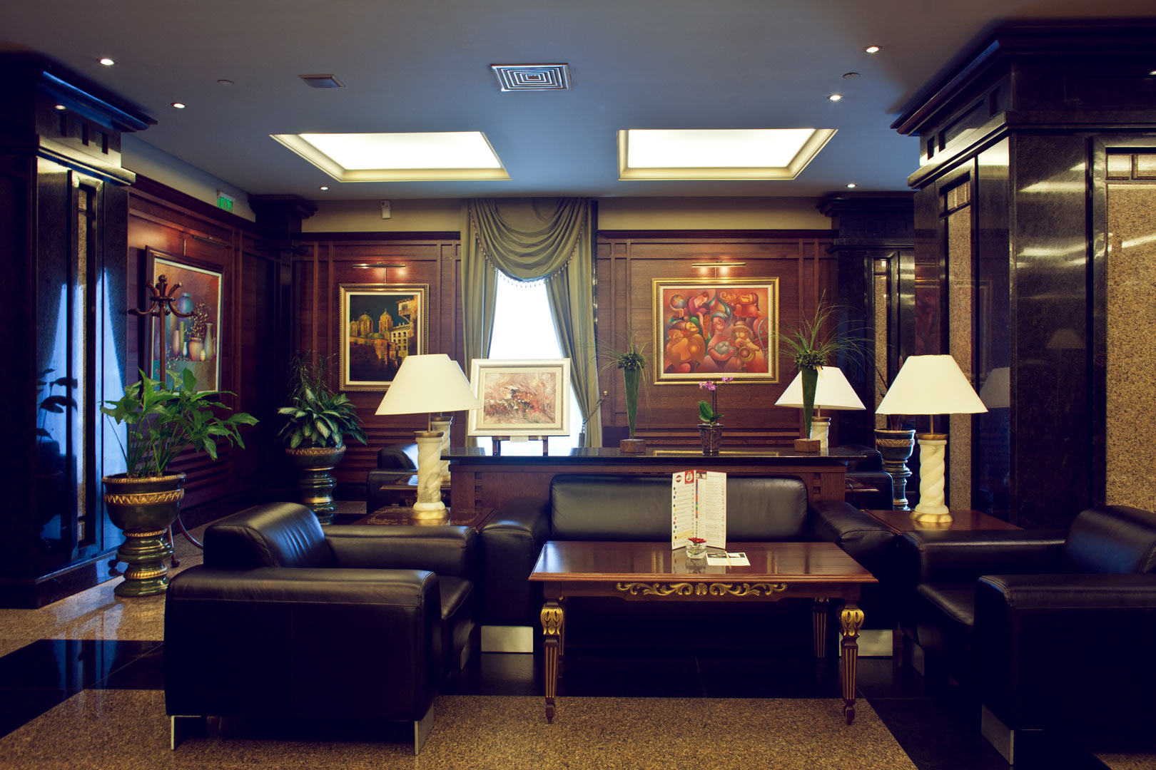 Grand Hotel Sofia-Lobby.jpg