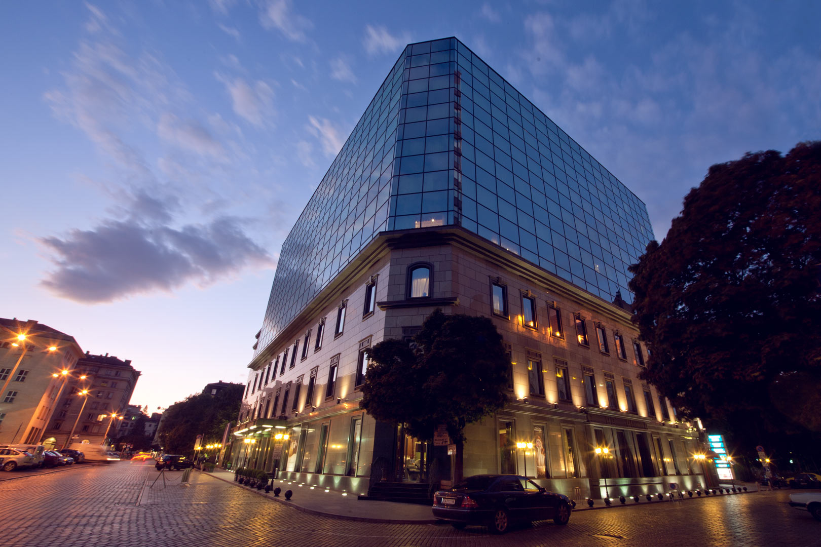 Grand Hotel Sofia-Nocni izgled.jpg