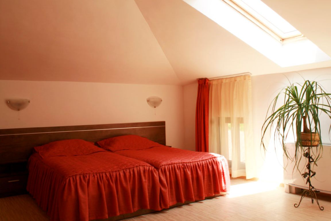Hotel Alafrangite-Standardna soba.jpg
