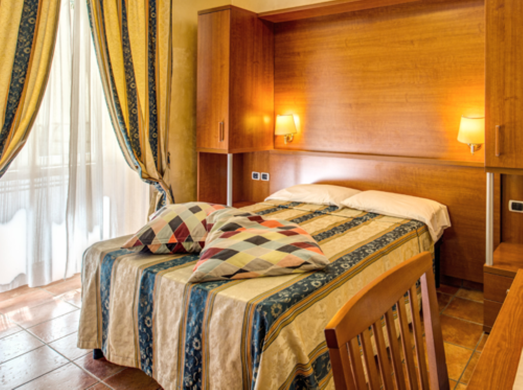 Maryelen Hotel-Jednokrevetna soba.png
