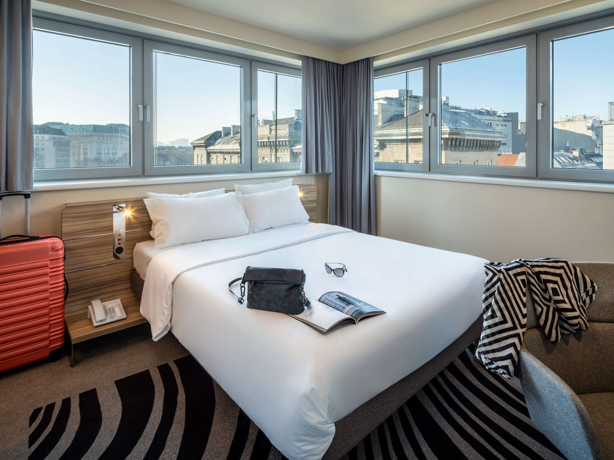 Hotel Novotel Wien City-Standardna soba.jpg