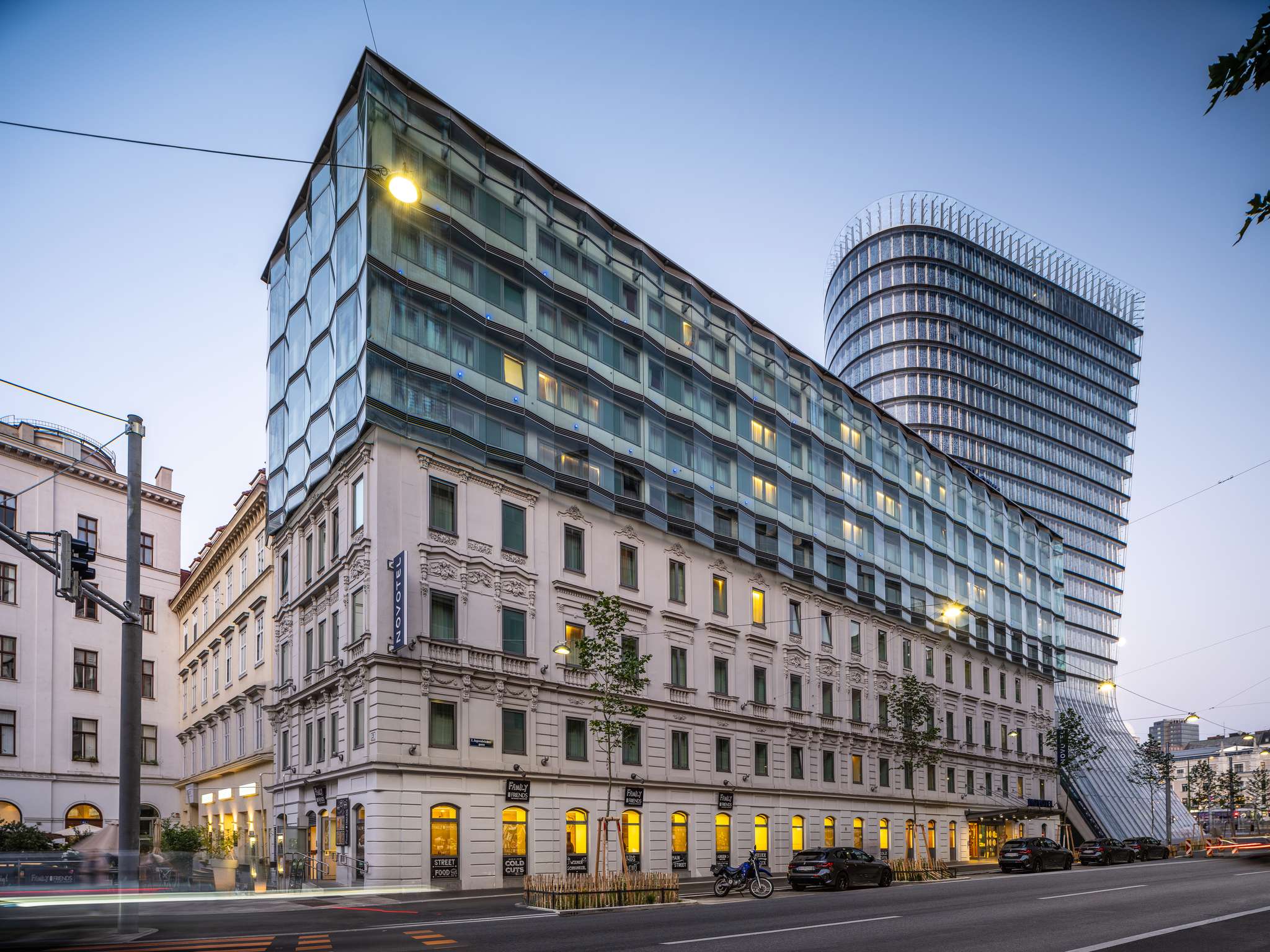 Novotel Wien City Hotel-Hotel spolja.jpg