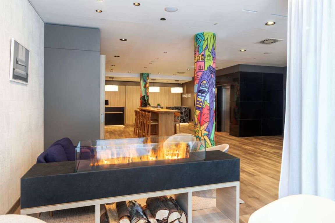 IntercityHotel Wien-Enterijer hotela.jpg