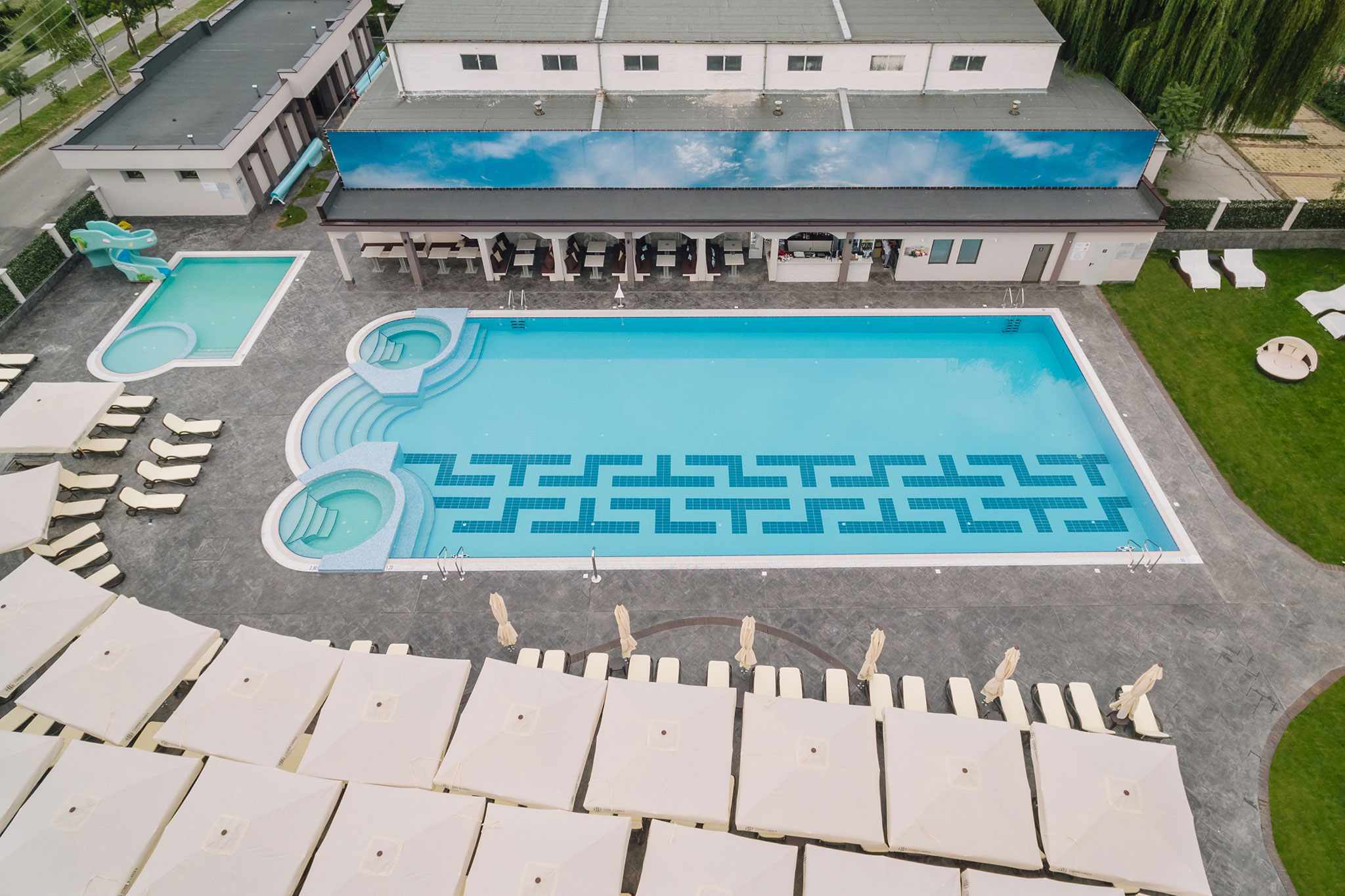 Strimon Garden Medical SPA Hotel-Spoljasnji bazeni.jpg