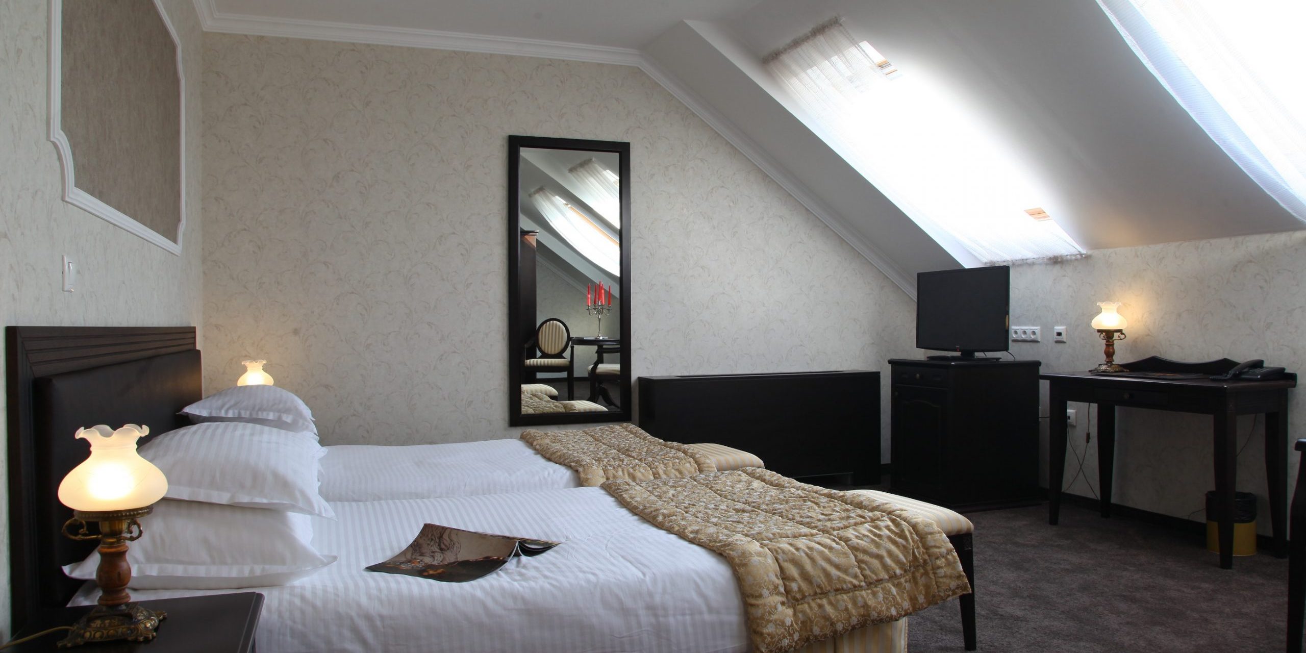Strimon Garden Medical SPA Hotel-Standardna soba potkrovlje.jpg