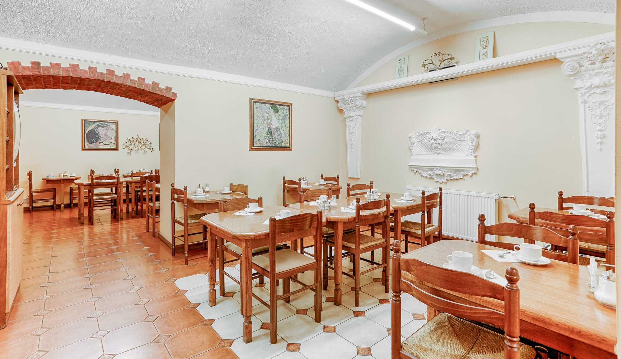 Hotel Atos-Restoran.jpg