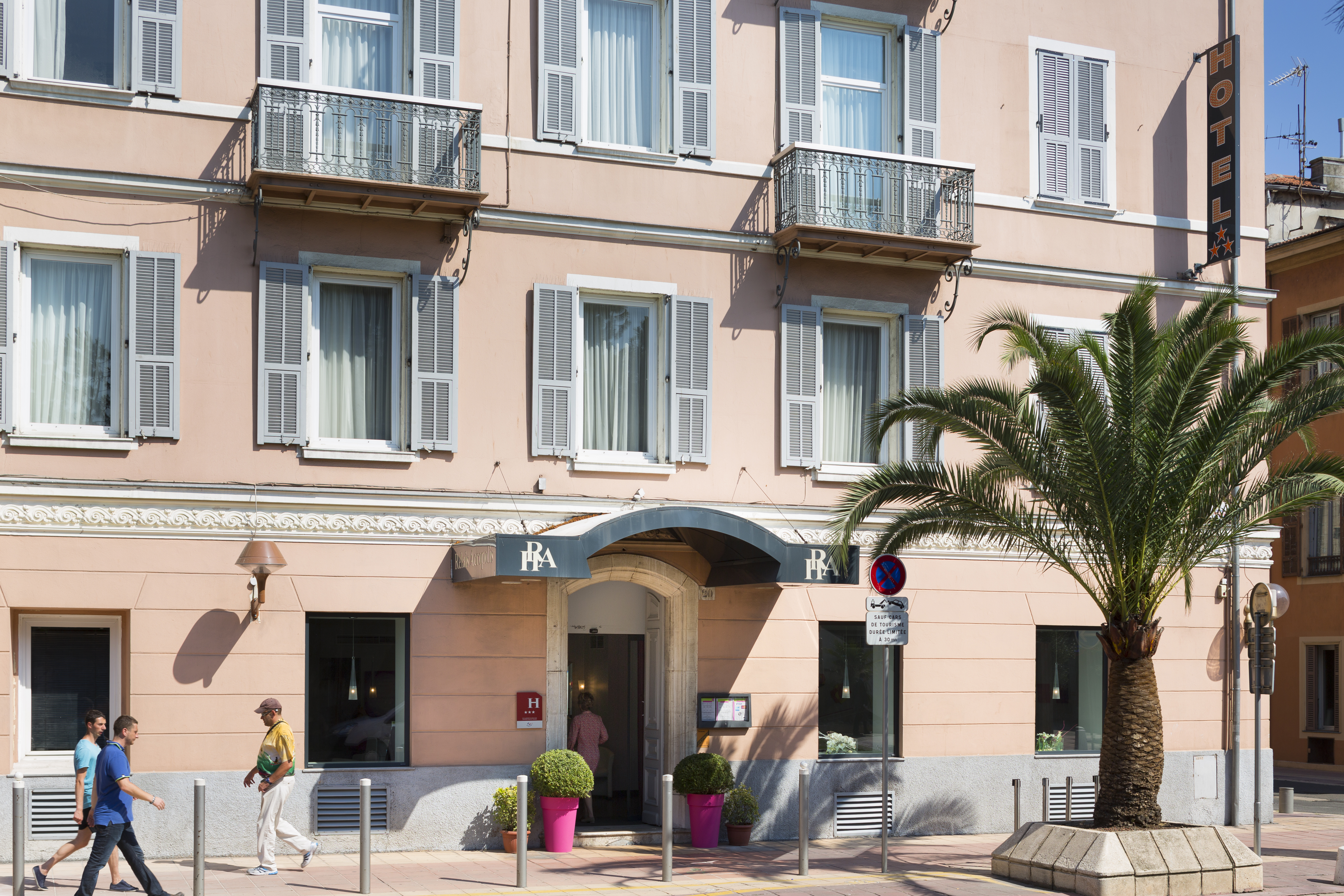 Hotel Relais Acropolis-Hotel spolja.jpg