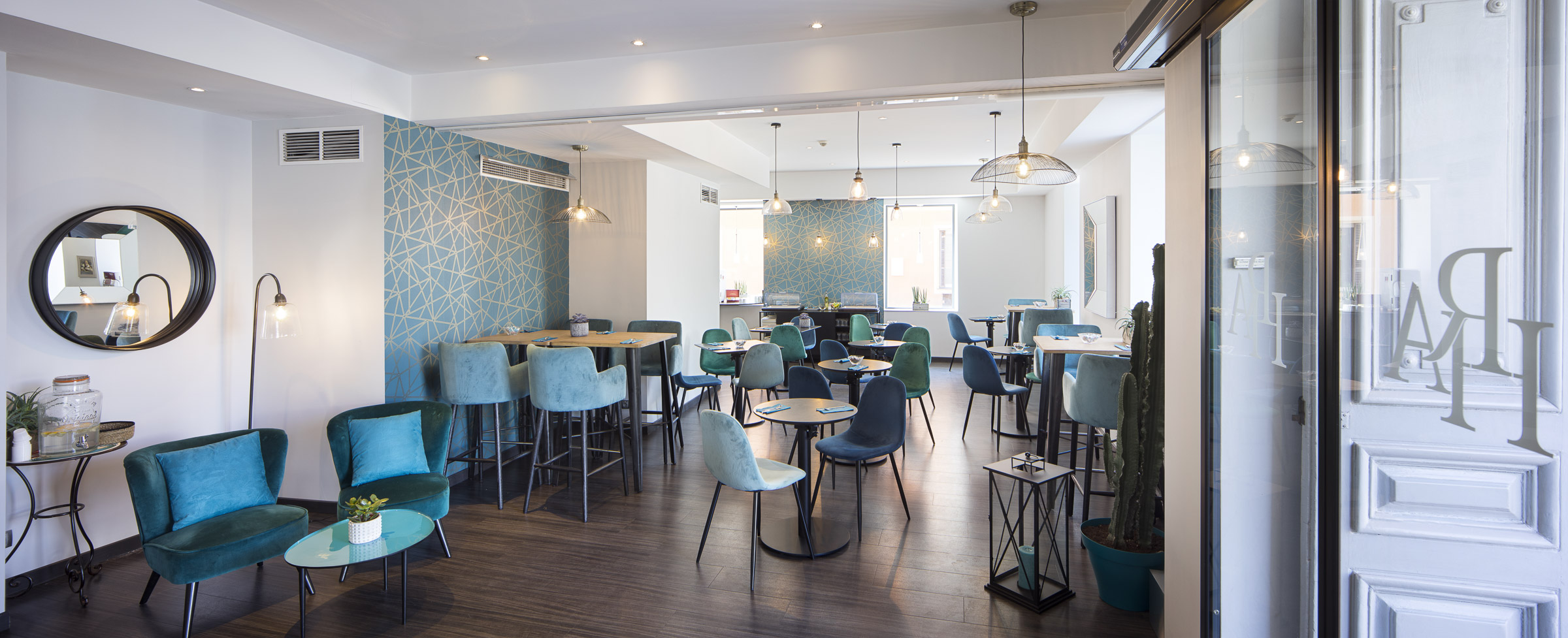 Relais Acropolis Hotel-Restoran.jpg