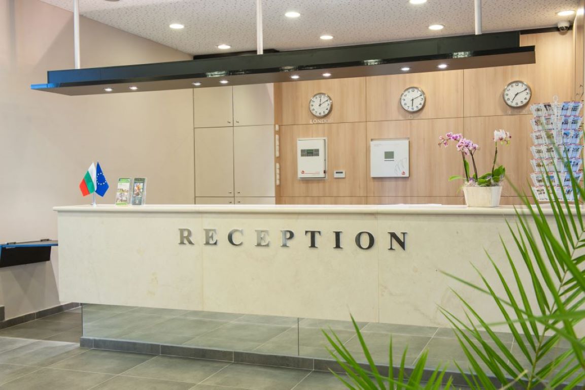 Park Hotel Kyustendil-Recepcija.jpg