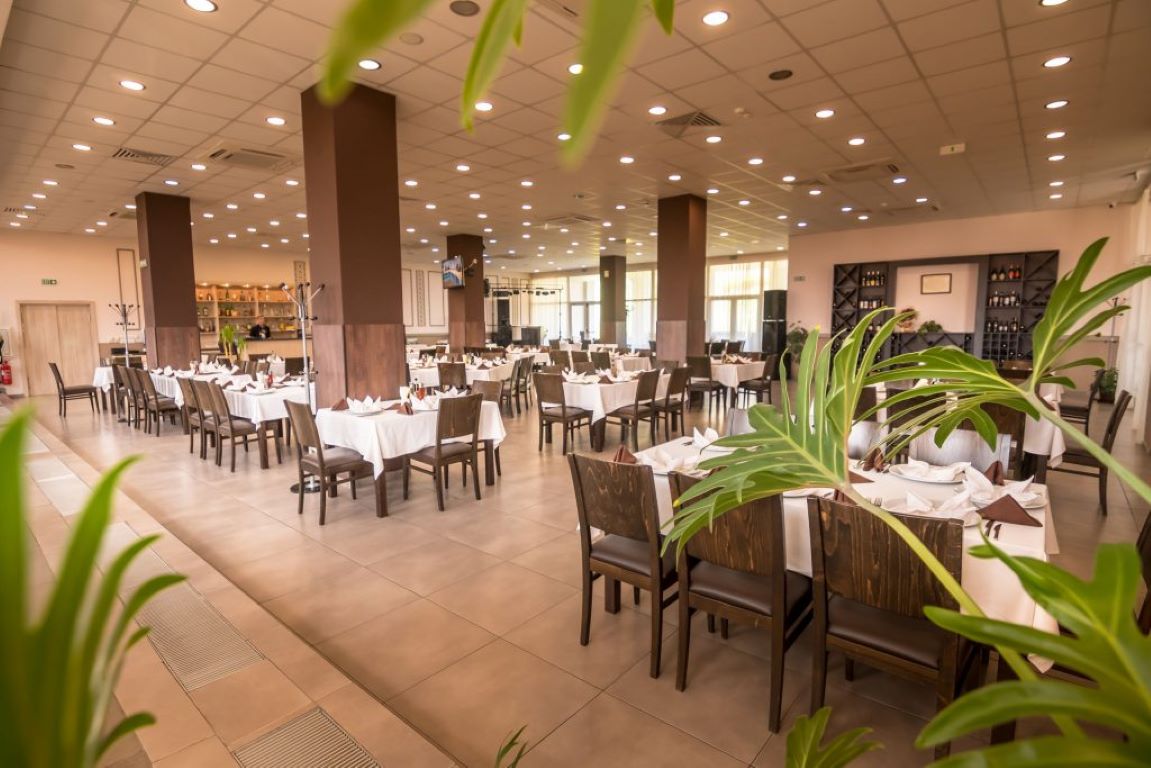 Park Hotel Kyustendil-Restoran.jpg