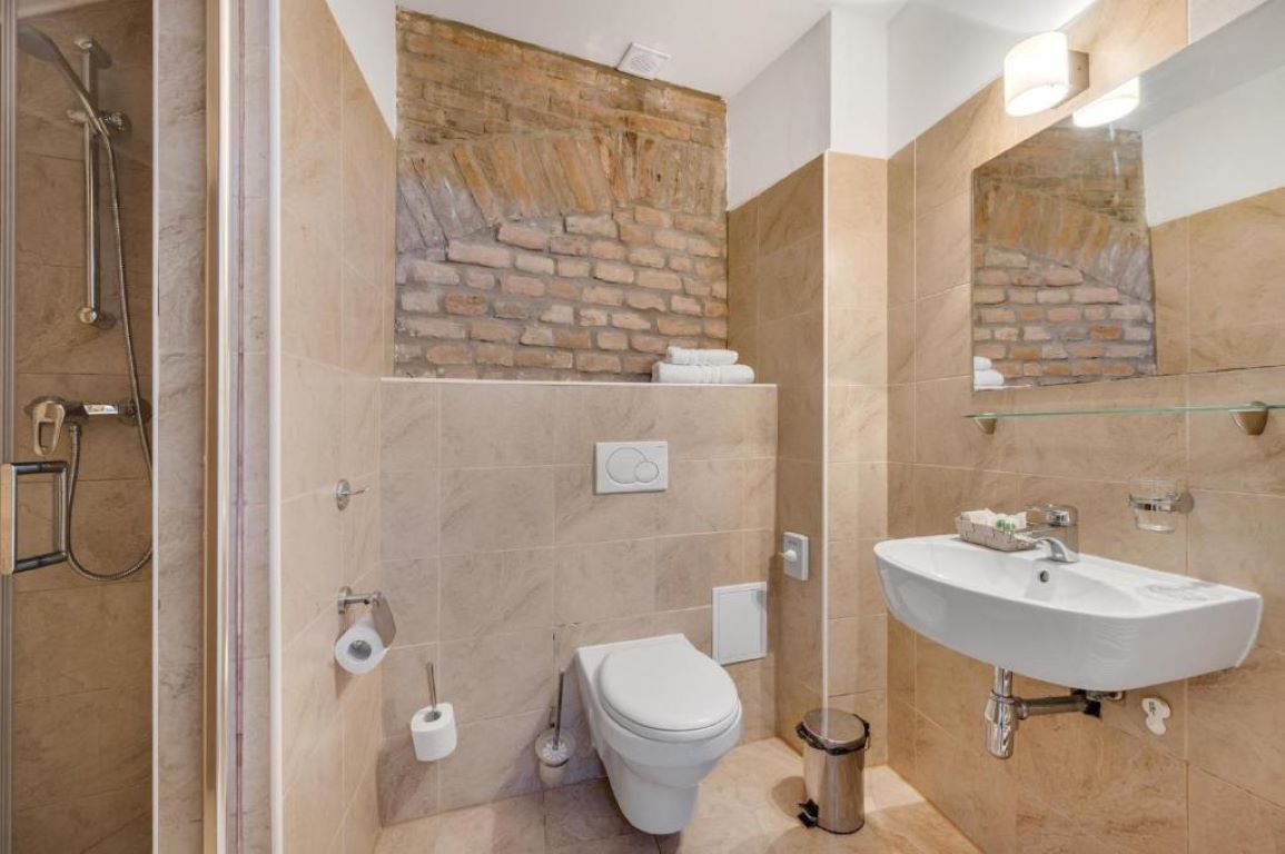 Garni Hotel Virgo-Kupatilo.jpg