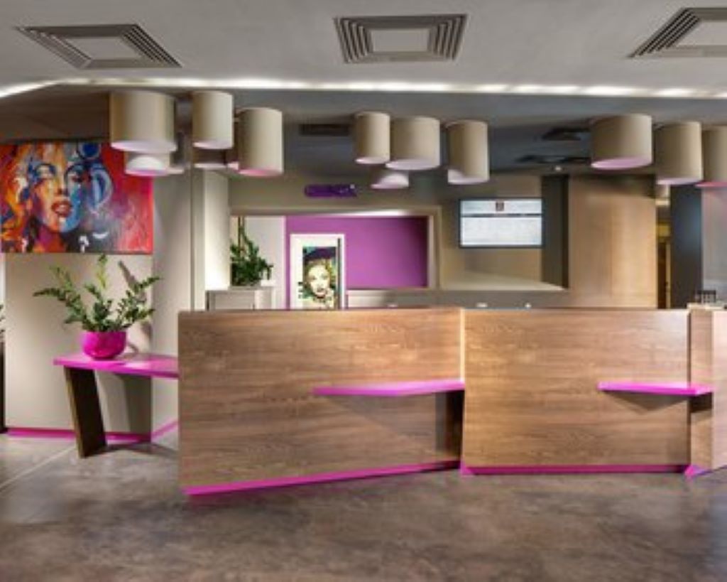 Clarion Congress Hotel Bratislava-Recepcija.jpg