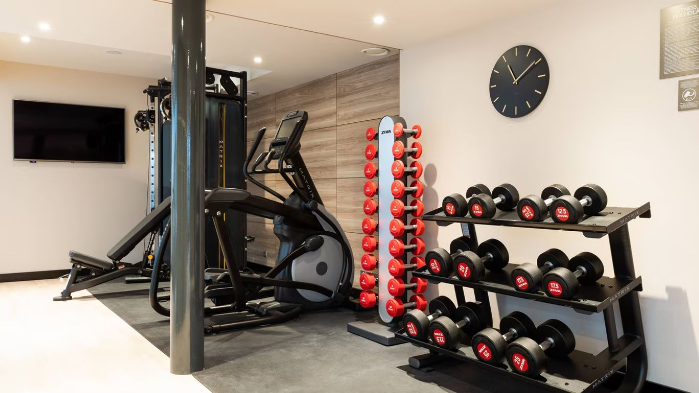 AC Hotel by Marriott Bratislava Old Town-Fitnes centar.jpg