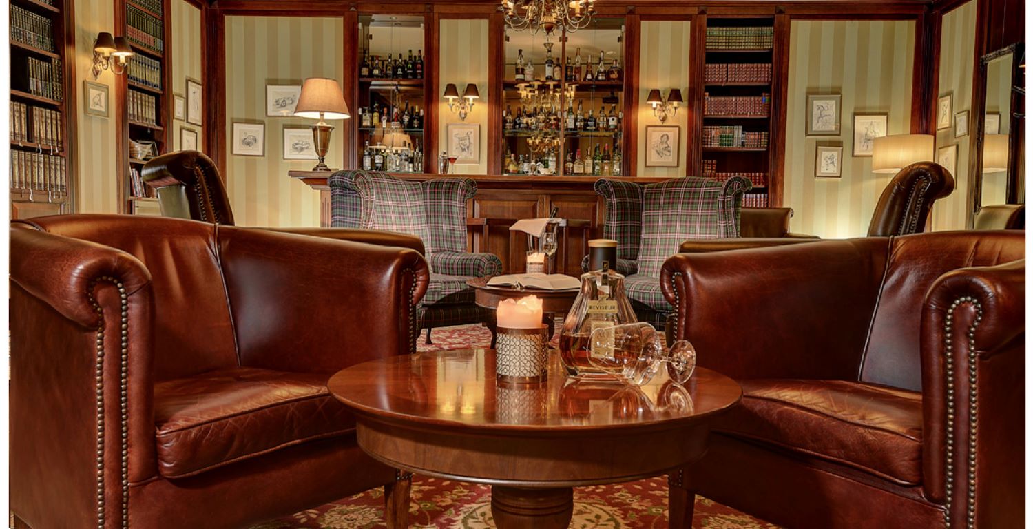 Marrlo's Boutique Hotel-Bar.jpg