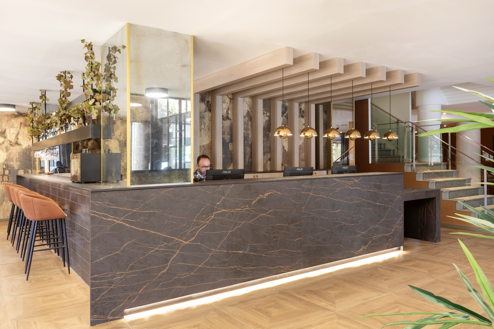 Hotel Acta Piramides-Recepcija.jpg