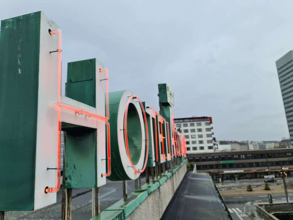 Hotel Astoria-Hotel spolja.jpeg