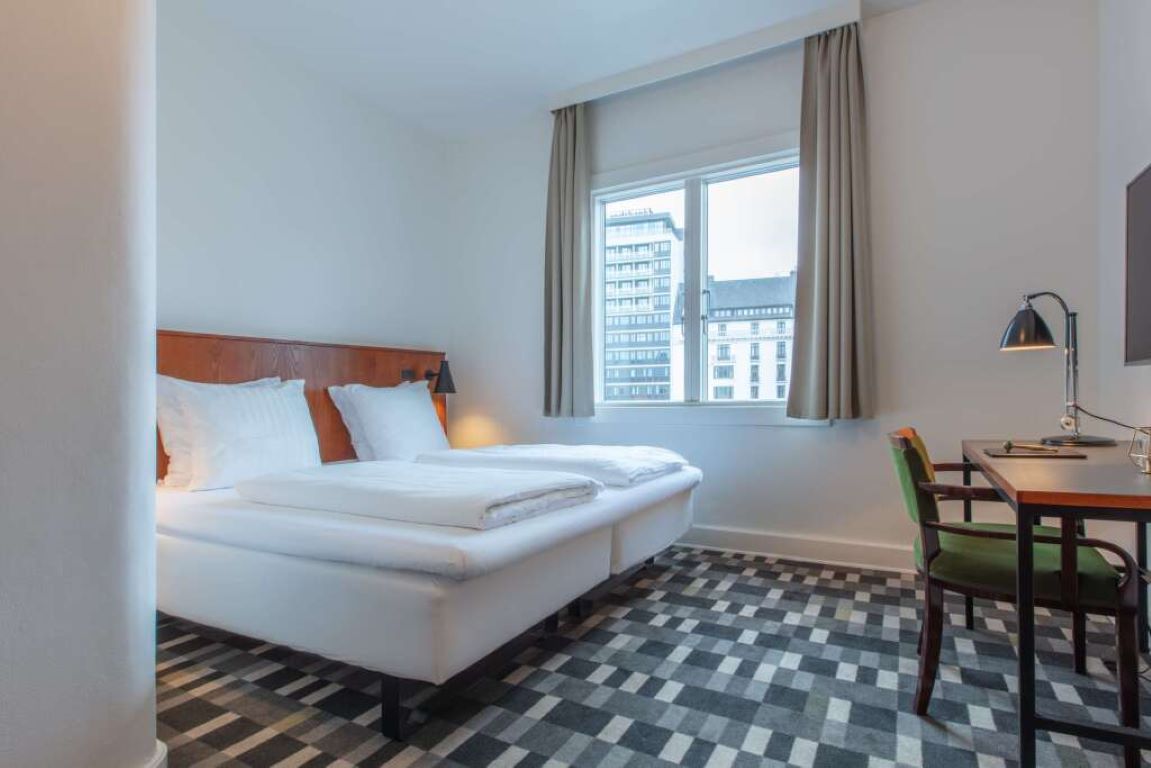 Hotel Astoria-Standardna soba.jpg