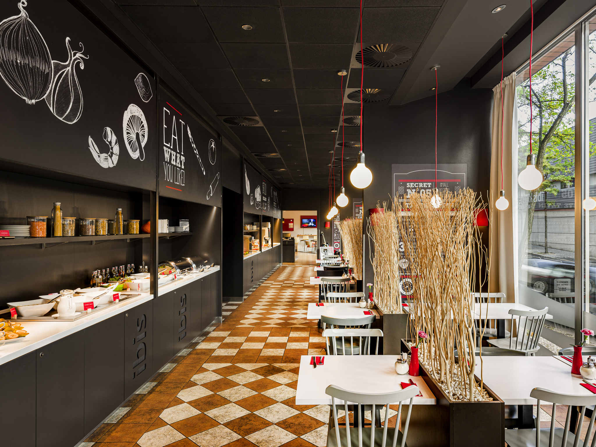 Hotel Ibis Praha Mala Strana-Restoran.jpg