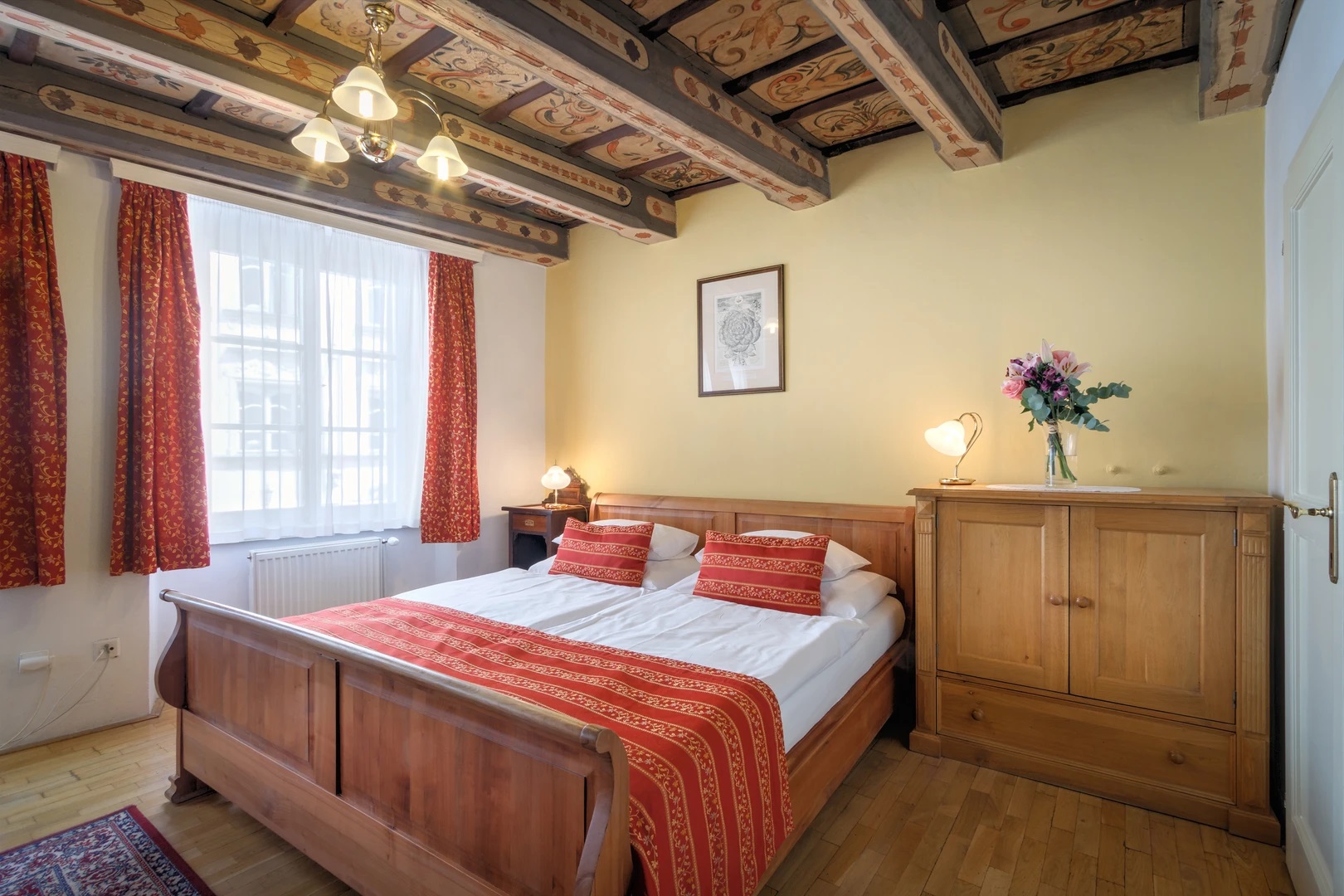 Hotel Red Lion-Standardna soba.jpg