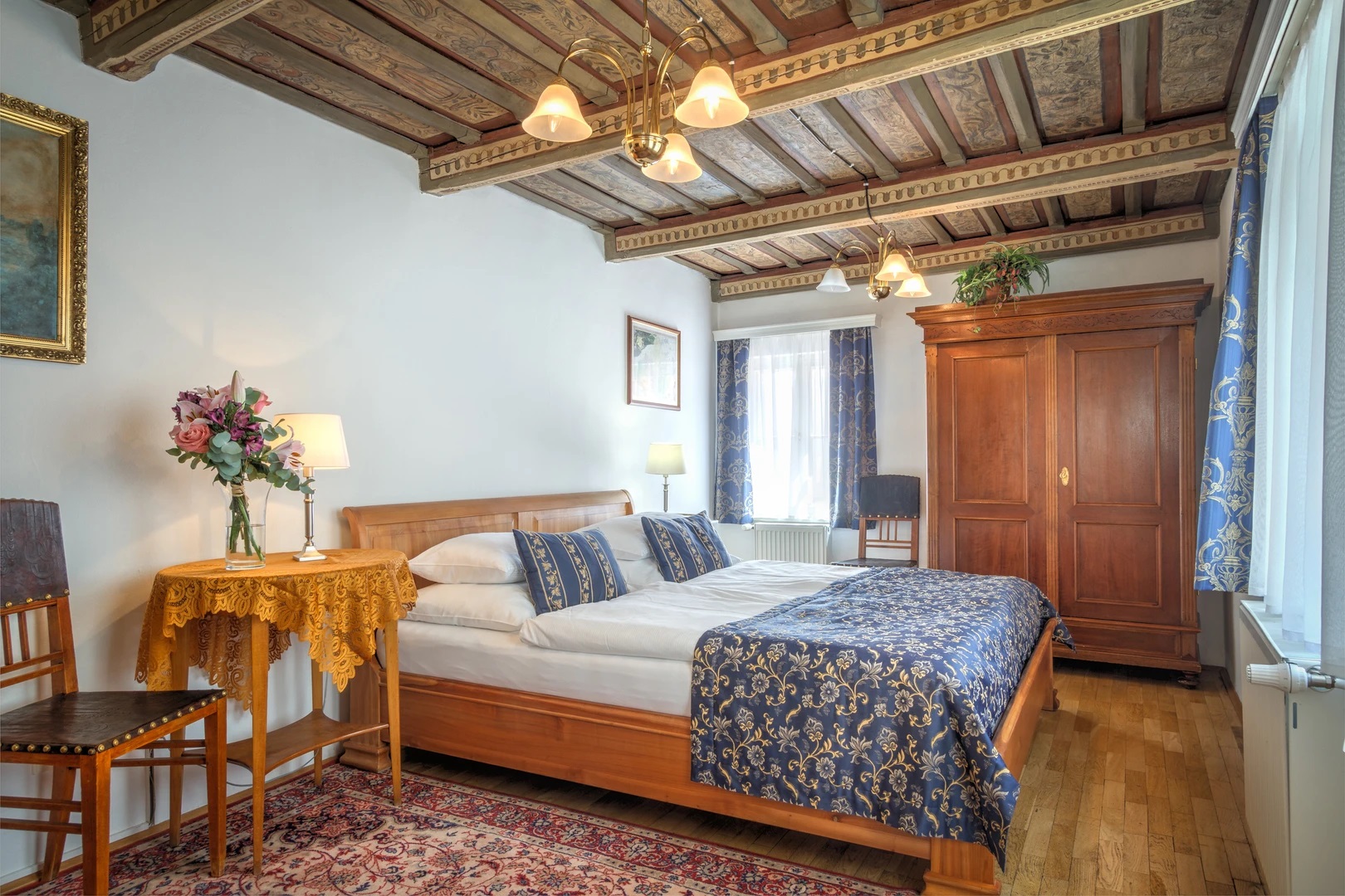 Red Lion Hotel-Junior suite.jpg