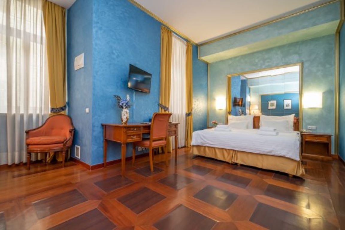 Hotel KInsky Fontain-Superior soba.jpg