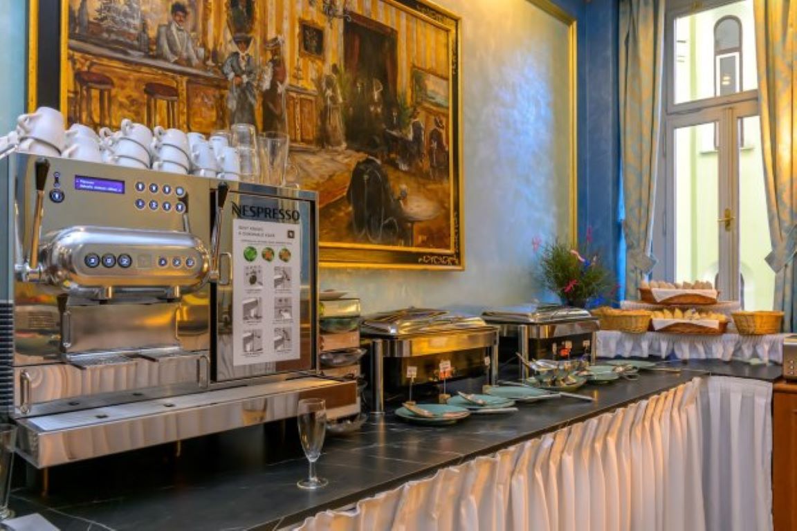 Kinsky Fontain Hotel-Dorucak.jpg