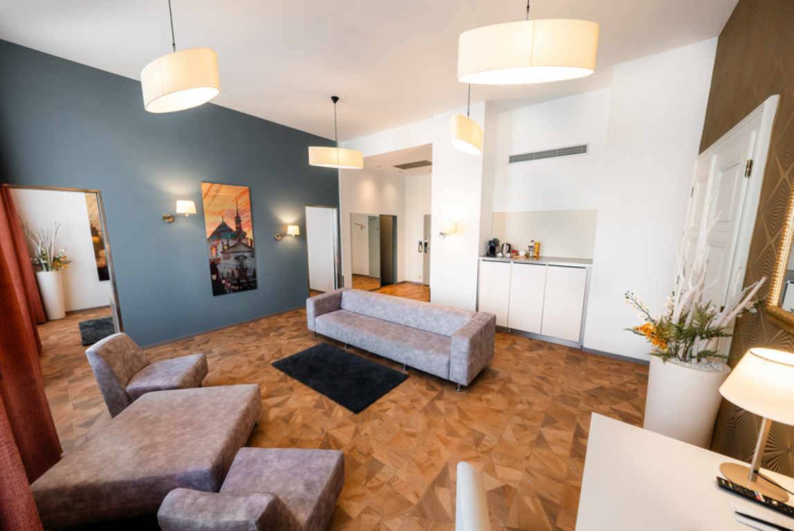 Grandium Hotel Prague-Grandium suite.png