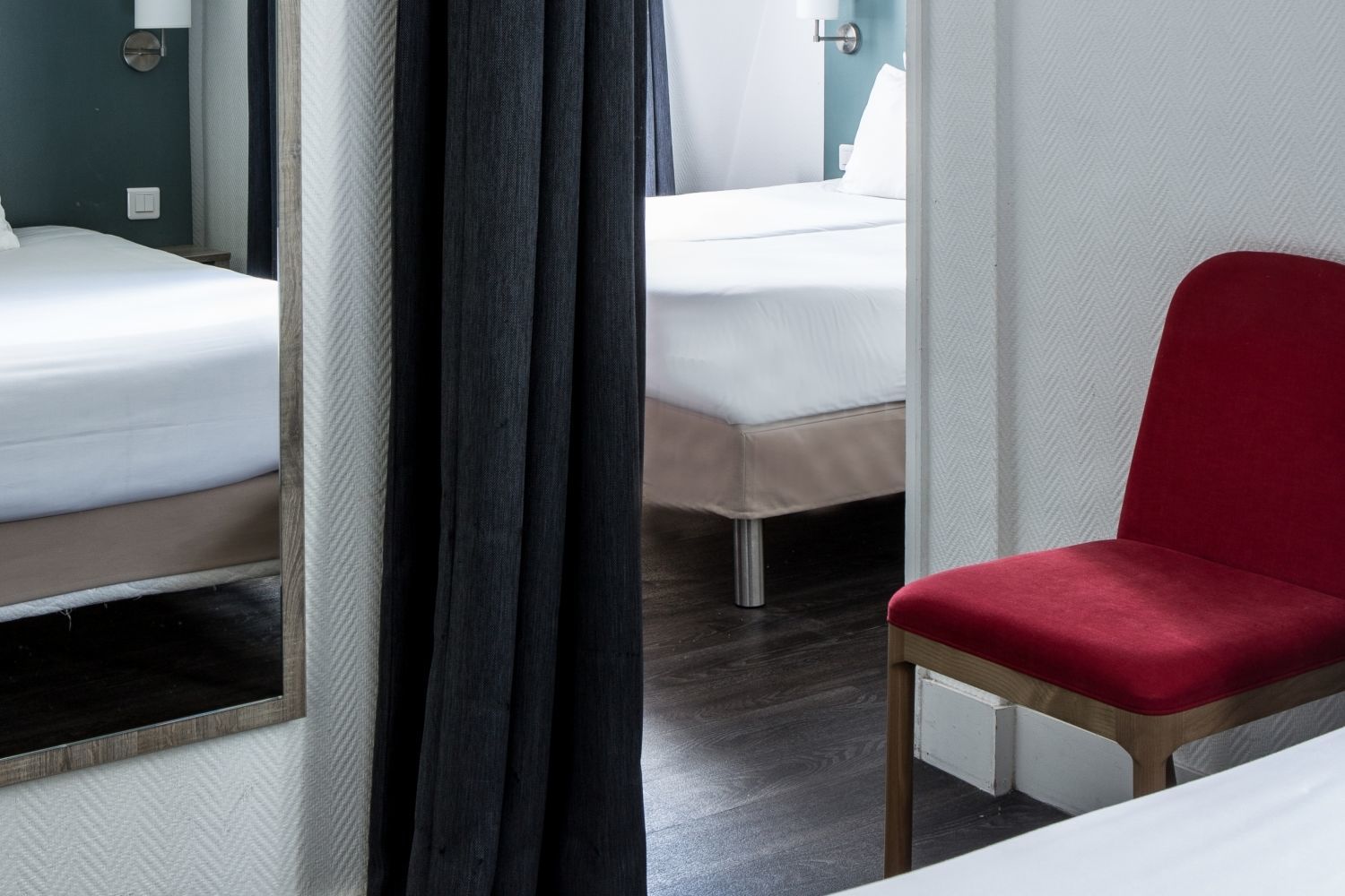 Beaurepaire Hotel-Cetvorokrevetna soba.jpg