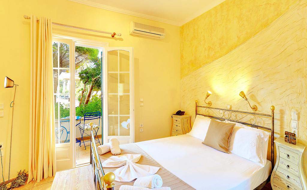 Hotel Alkyon apartments _ villas Kirki _ Kalypso studio and apartment 2.jpg