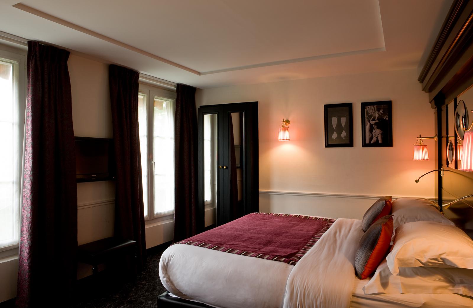 Observatoire Luxembourg Hotel-Deluxe soba.jpg