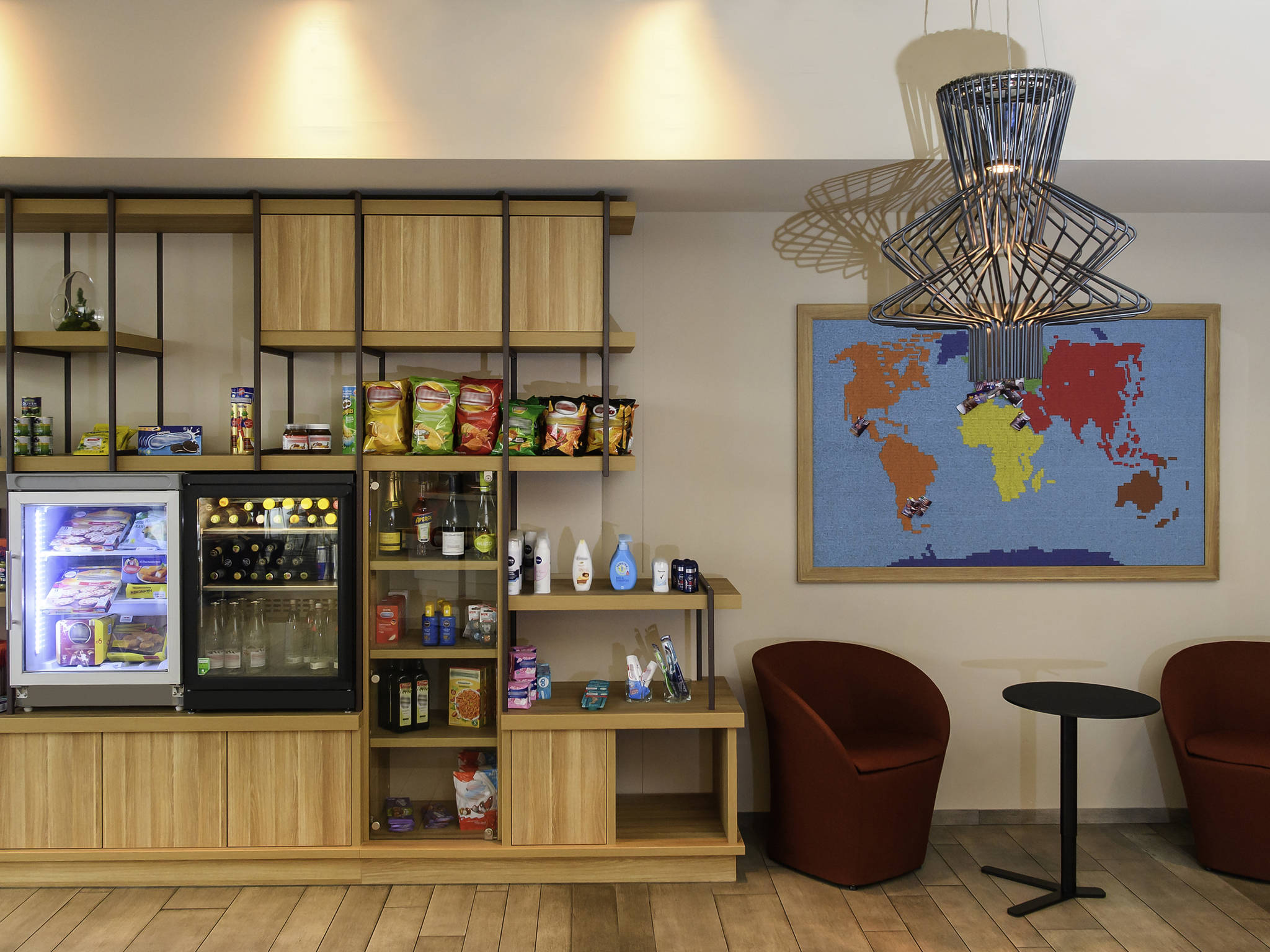 Aparthotel Adagio Muenchen City-Bar.jpg