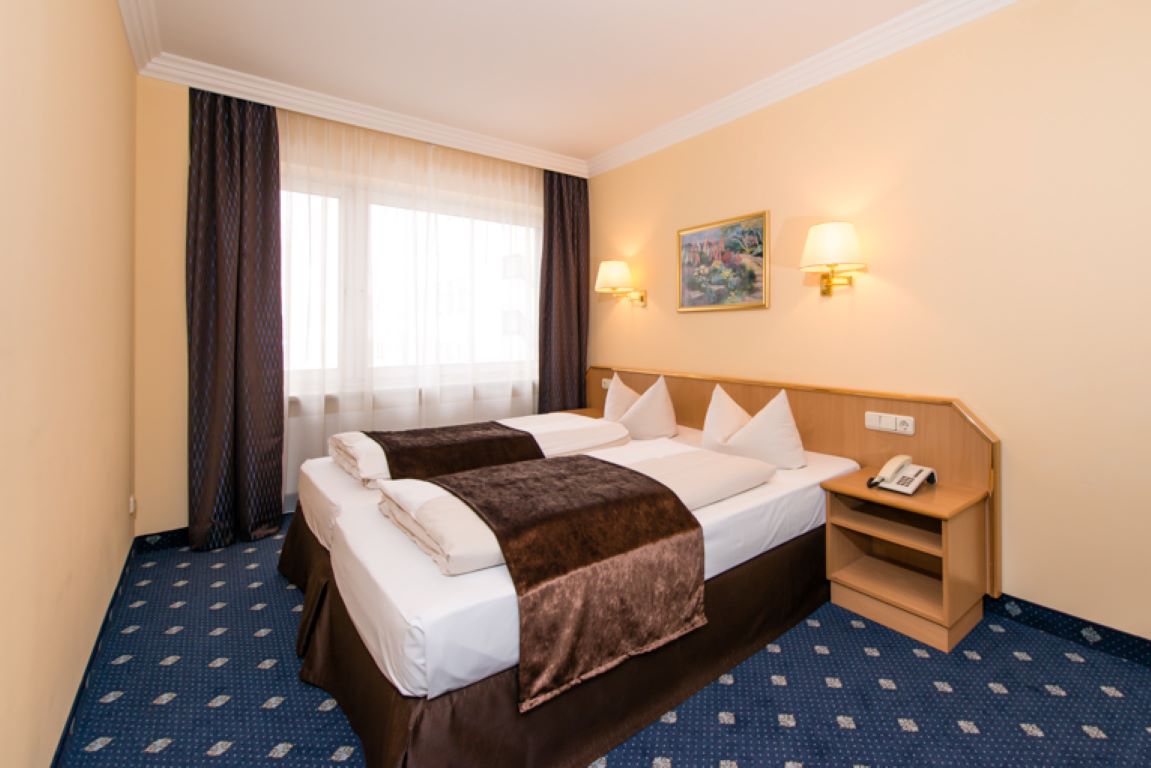 Hotel Royal-Standardna soba.jpg