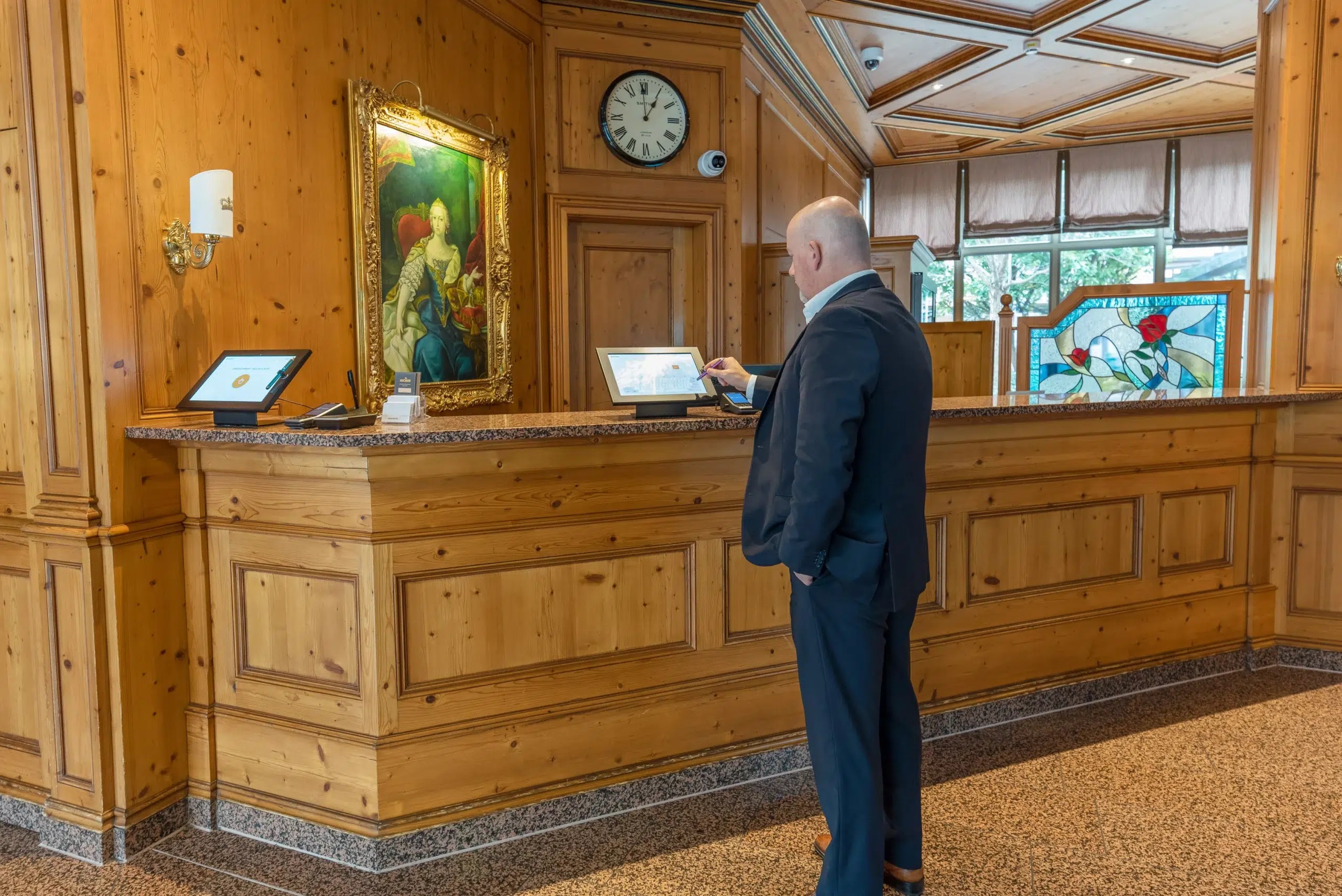 King's Hotel Center-Recepcija.jpg